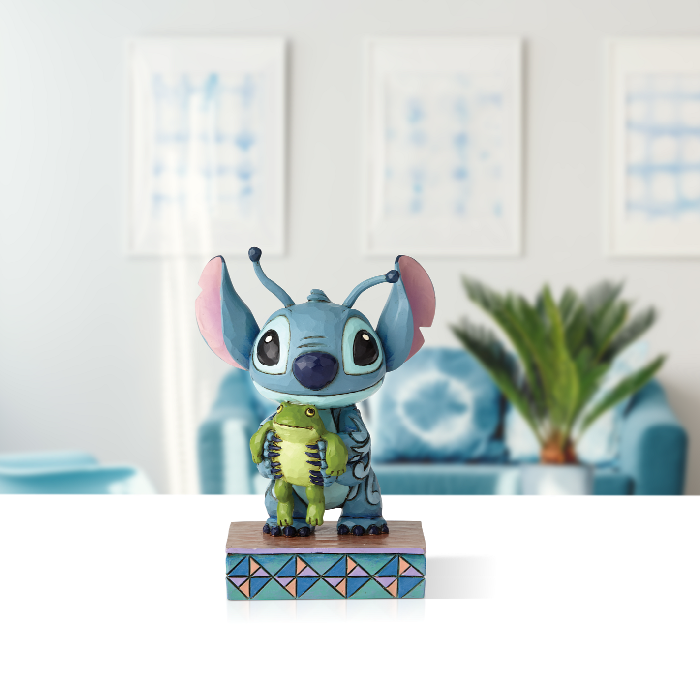 DISNEY TRADITIONS STICH WITH FROG PERSONALITY POSE