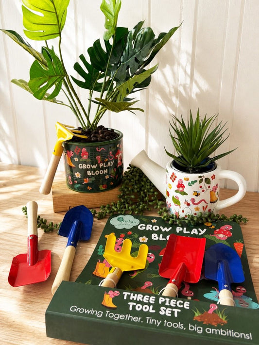 URBAN GROW PLAY BLOOM GARDEN TOOLS GREEN - Gifts R Us