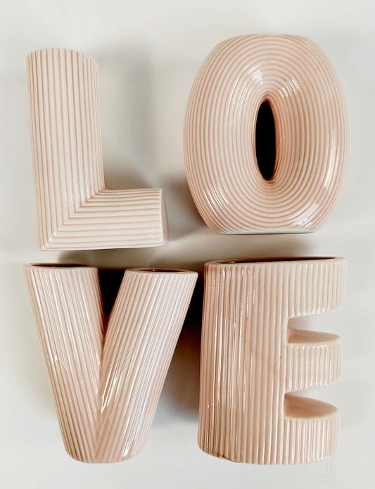 URBAN LOVE LETTER VASE PINK 9.5CM