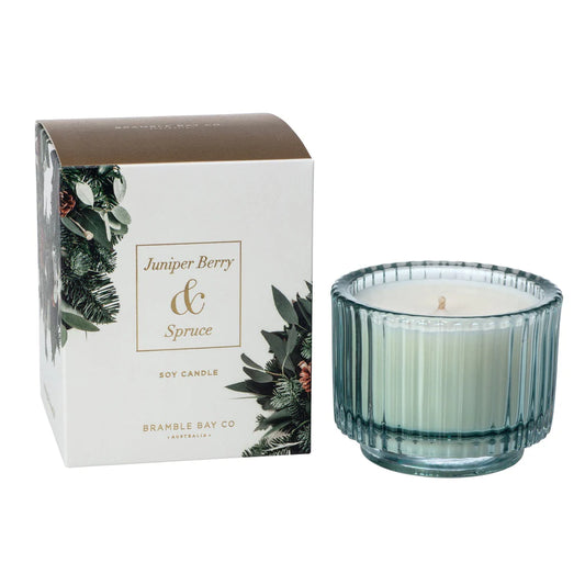 BRAMBLE BAY JUNIPER BERRY AND SPRUCE XMAS CANDLE